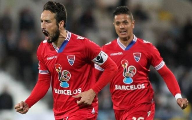 皇冠体育-欧洲豪门来袭，国内球队全力以赴